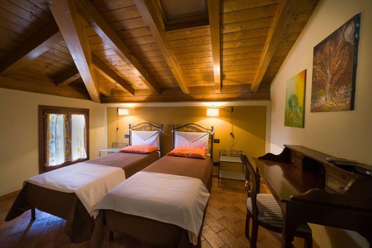 Rifugio San Lorenzo Bed and Breakfast Porto Mantovano Eksteriør billede